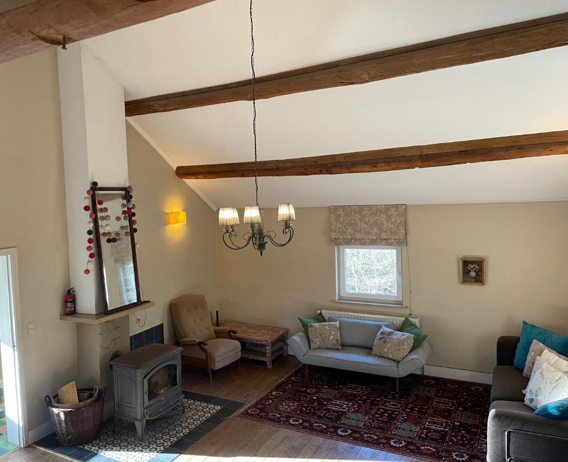 La Bruyere Du Coq Stables Guest House Sart-Dames-Avelines Ngoại thất bức ảnh
